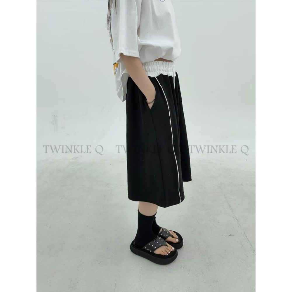 🎀TwinkleQ韓國代購BUY好物-預購✈️正韓🇰🇷 休閒短褲 素色 百搭 撞色 鬆緊 線條 居家 運動 短褲-細節圖5