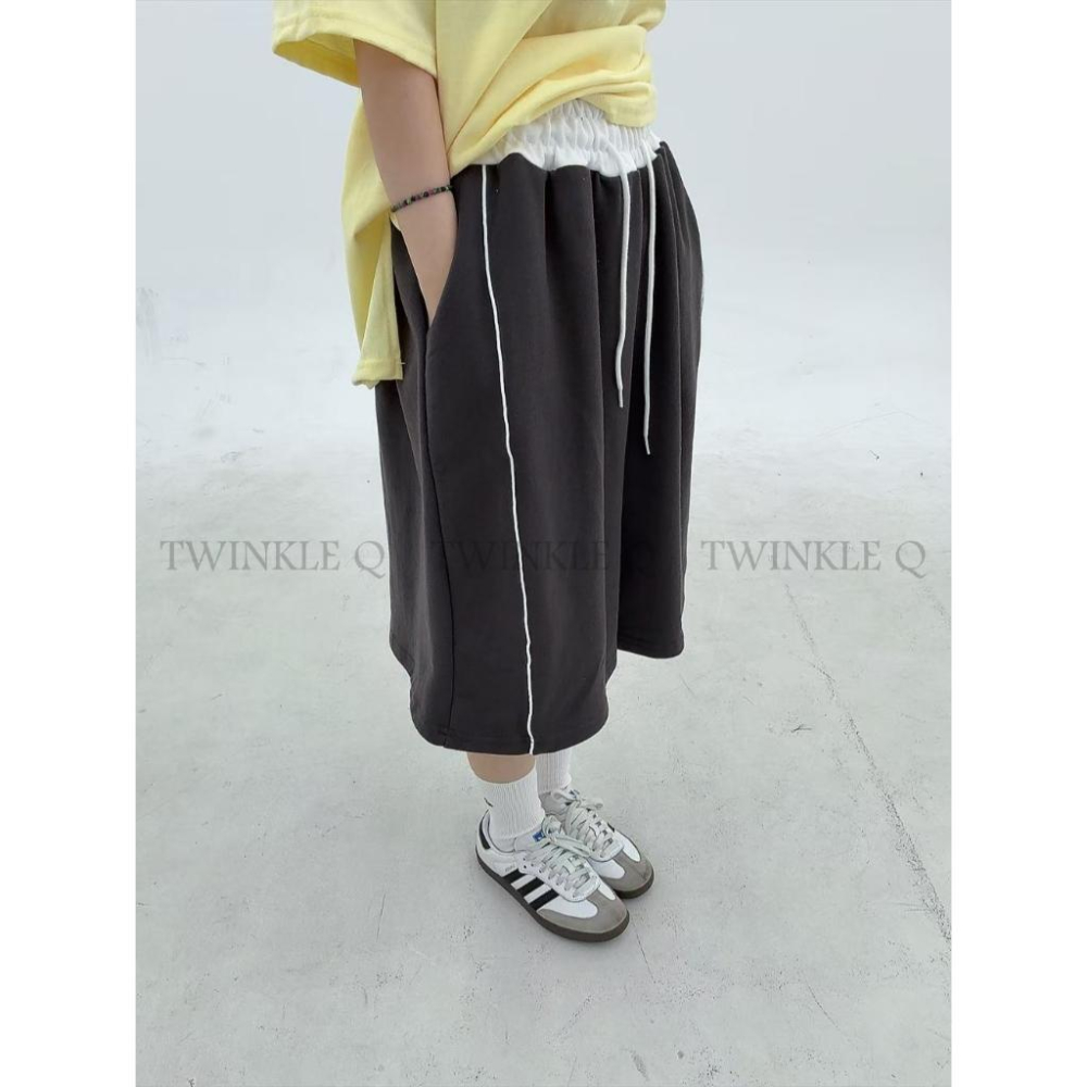 🎀TwinkleQ韓國代購BUY好物-預購✈️正韓🇰🇷 休閒短褲 素色 百搭 撞色 鬆緊 線條 居家 運動 短褲-細節圖7