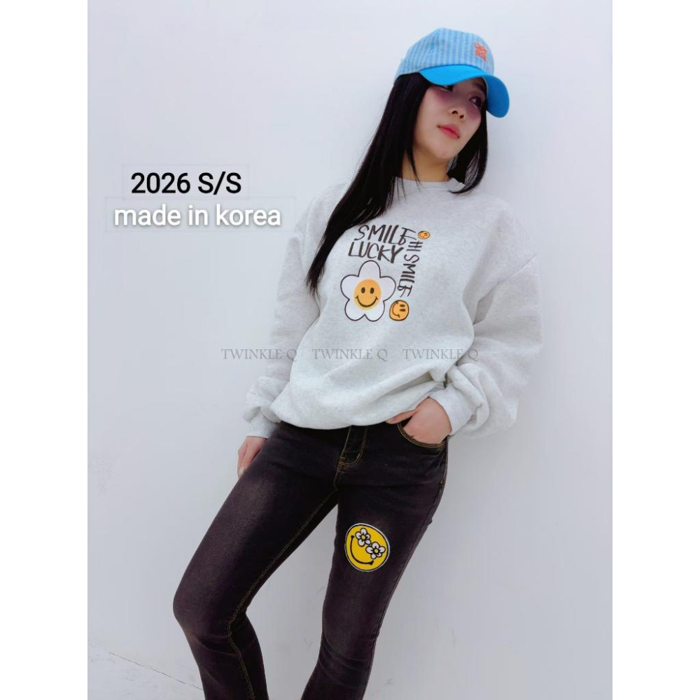 🎀TwinkleQ韓國代購BUY好物-預購✈️正韓🇰🇷 牛仔長褲 笑臉 貼布 復古 小喇叭 修身 彈性 刷白 牛仔褲-細節圖4