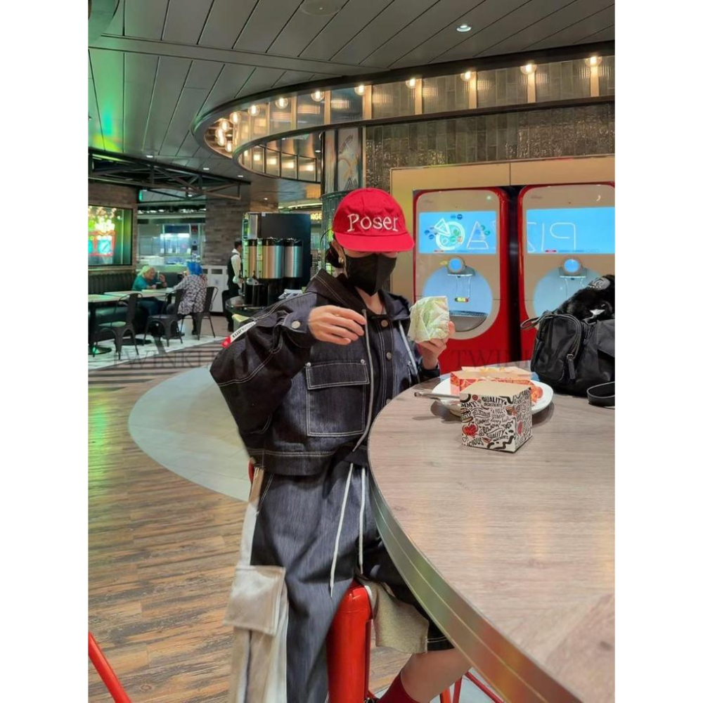 🎀TwinkleQ韓國代購BUY好物-預購✈️正韓🇰🇷 牛仔連帽外套 休閒短褲 大口袋 鬆緊 異材質 撞色 工裝短褲-細節圖5