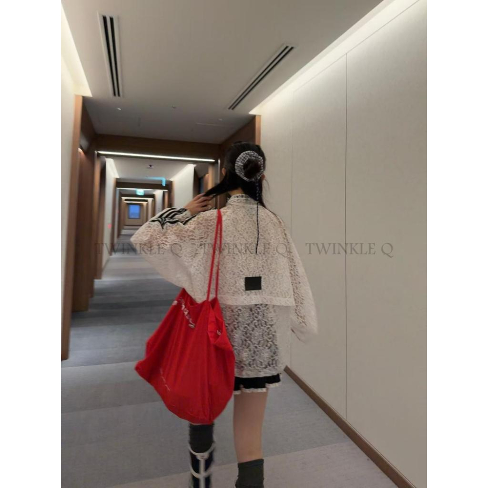 🎀TwinkleQ韓國代購BUY好物-預購✈️正韓🇰🇷 蕾絲外套 立領 線條 貼布 口袋 條紋蕾絲運動外套 外套-細節圖8