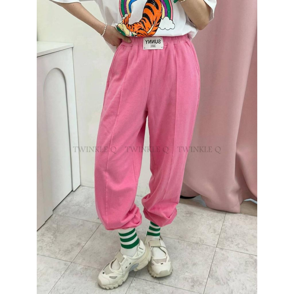 🎀TwinkleQ韓國代購BUY好物-預購✈️正韓🇰🇷 休閒長褲 素色 貼布 束口褲 居家 運動 長褲-細節圖5