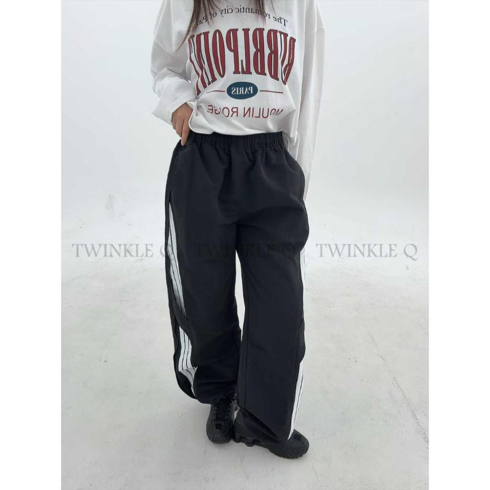 🎀TwinkleQ韓國代購BUY好物-預購✈️正韓🇰🇷 休閒長褲 線條 鬆緊 拉繩 拉鍊抽繩褲 居家 運動 長褲-細節圖7