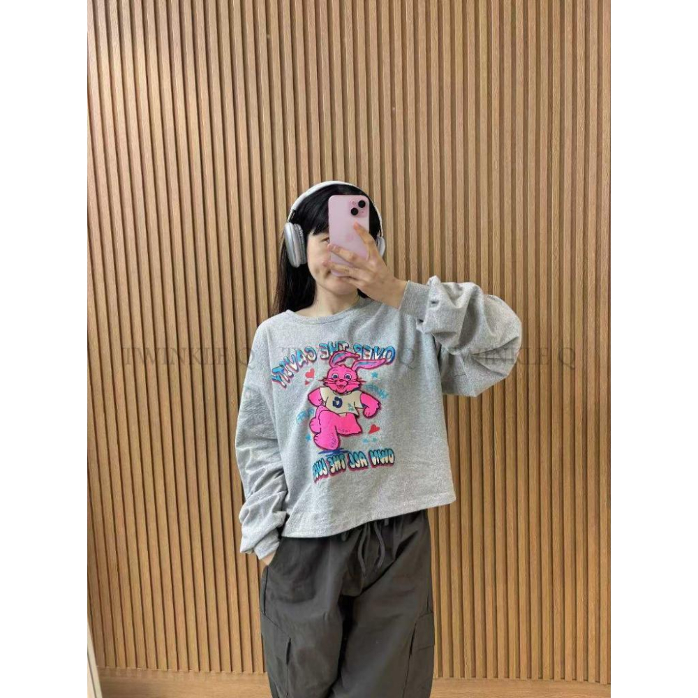 🎀TwinkleQ韓國代購BUY好物-預購✈️正韓🇰🇷 長袖t恤 兔兔 愛心 字母印花 長袖上衣 寬鬆t恤 長t-細節圖2