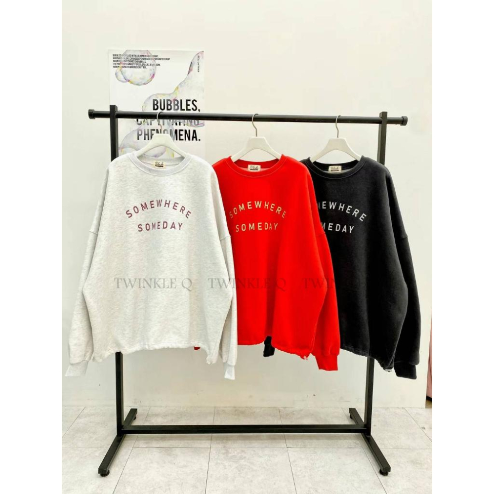 🎀 Twinkle Q韓國代購BUY好物-預購✈️正韓🇰🇷 大學t 字母 印花 加絨 下擺拉繩 寬鬆上衣 長t 大學踢-細節圖9