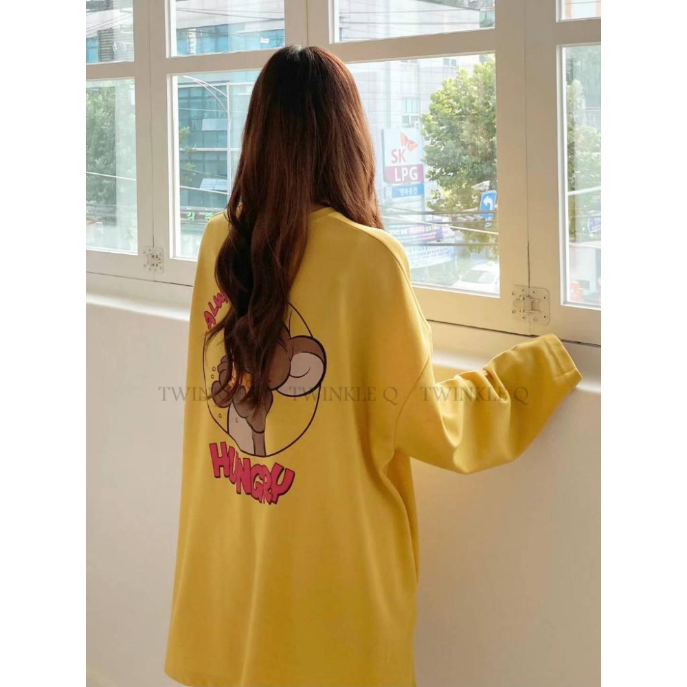 🎀 Twinkle Q韓國代購BUY好物-預購✈️正韓🇰🇷 大學t 傑利鼠 圖案印花 寬鬆上衣 落肩 大學踢 長袖t恤-細節圖6