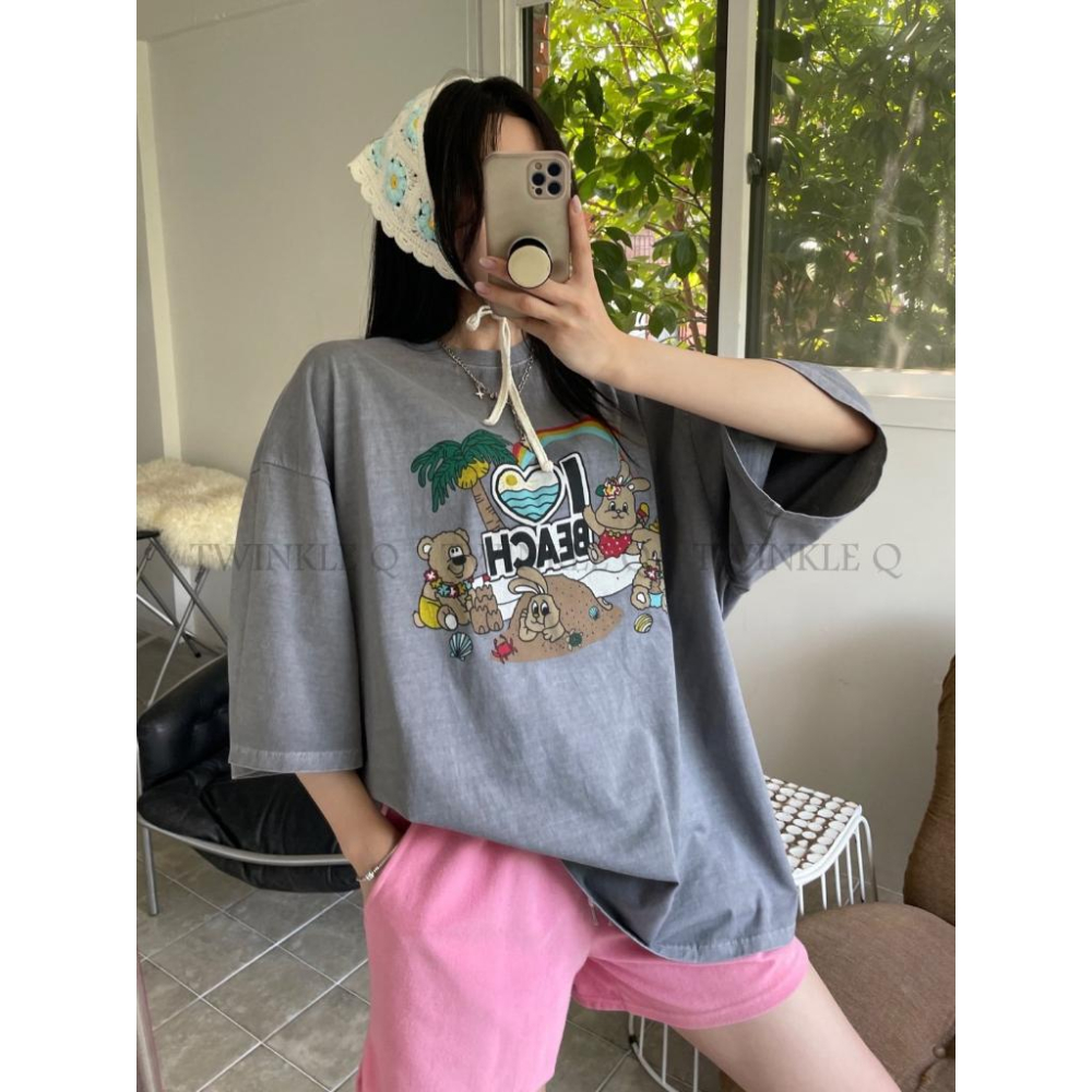 🎀TwinkleQ韓國代購BUY好物-預購✈️正韓🇰🇷 短袖t恤 彩虹 海灘 小兔兔 水洗t恤 寬鬆 落肩上衣 休閒短t-細節圖7