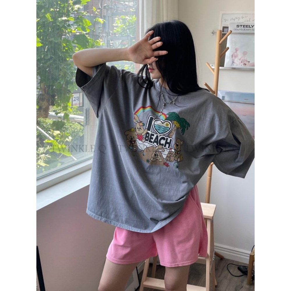 🎀TwinkleQ韓國代購BUY好物-預購✈️正韓🇰🇷 短袖t恤 彩虹 海灘 小兔兔 水洗t恤 寬鬆 落肩上衣 休閒短t-細節圖8