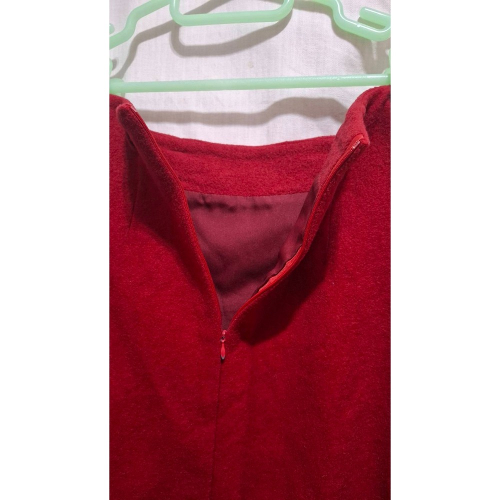 姜小舖S號紅色毛呢及膝裙短裙 有內裡 包臀裙 秋冬 過年喜氣 喝喜酒 毛料 素色 純色 百搭-細節圖5