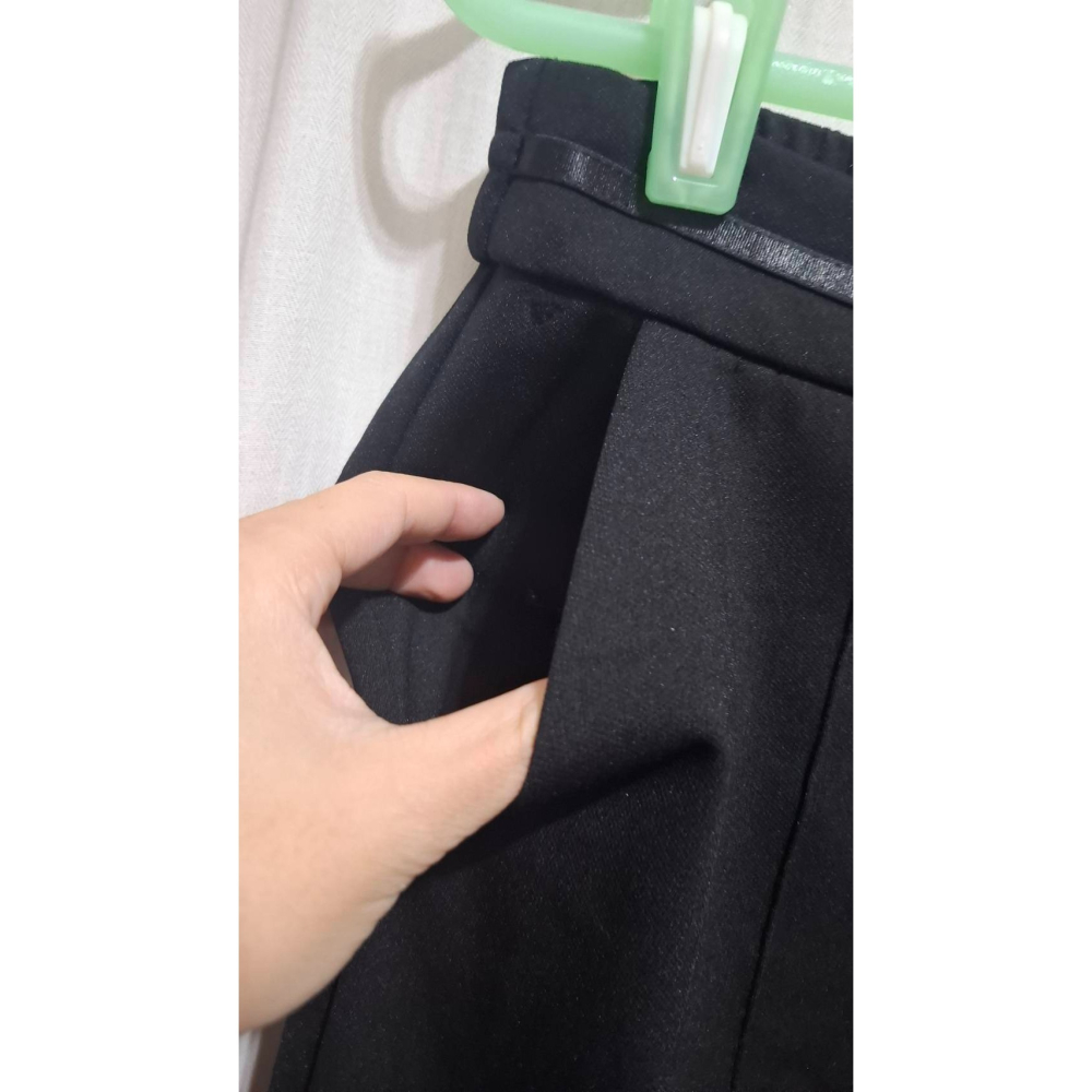 姜小舖M號女用黑色柔軟尼龍長褲 雙邊口袋 親膚 柔膚 觸感佳 休閒長褲 褲子 素色 純色 百搭 深色-細節圖2