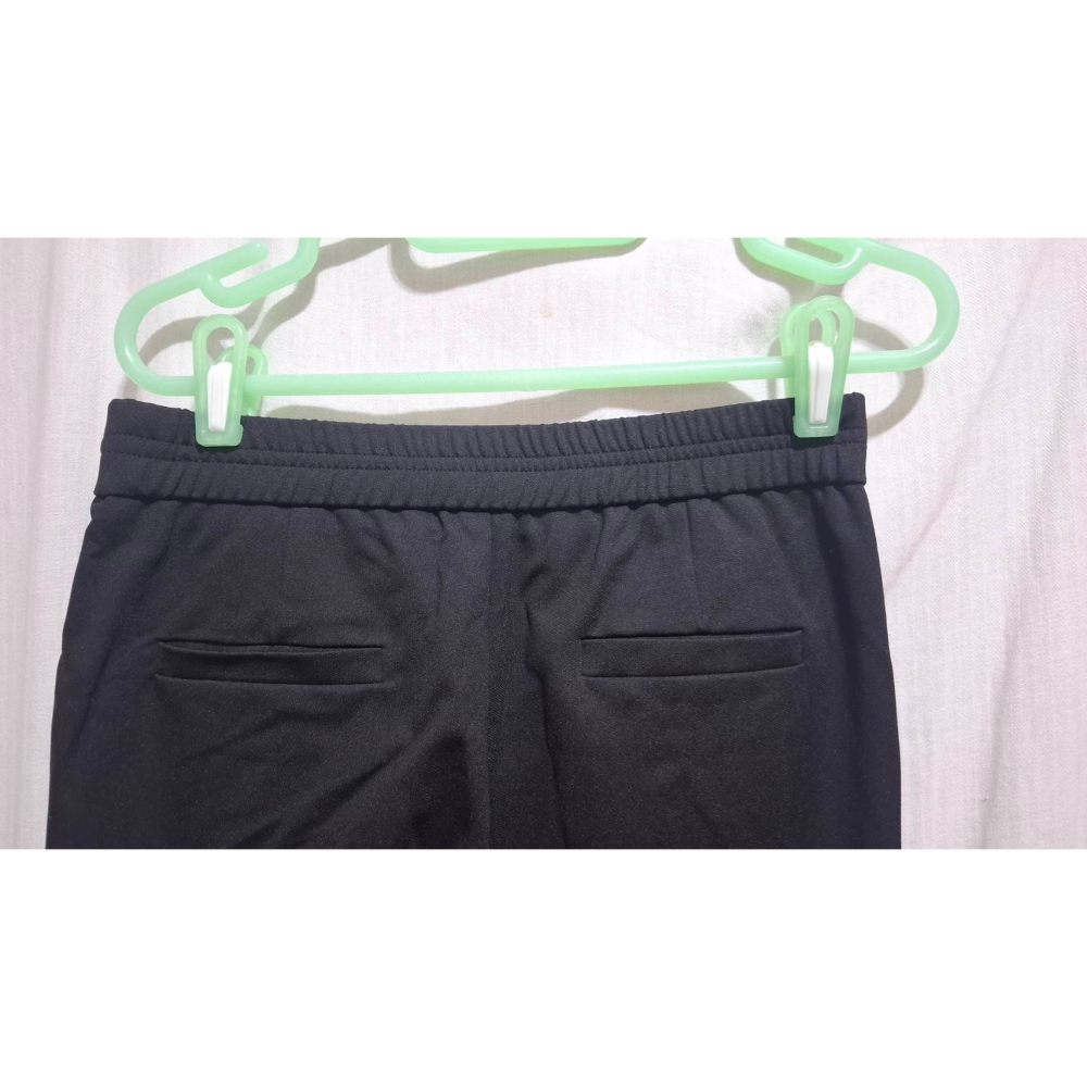 姜小舖M號女用黑色柔軟尼龍長褲 雙邊口袋 親膚 柔膚 觸感佳 休閒長褲 褲子 素色 純色 百搭 深色-細節圖7