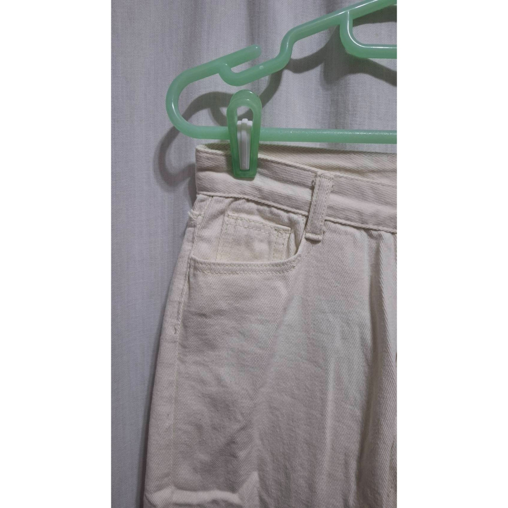 姜小舖M號女用jeans米白色棉質寬鬆長褲 雙邊口袋 休閒長褲 褲子 素色 純色 棉褲 百搭-細節圖6