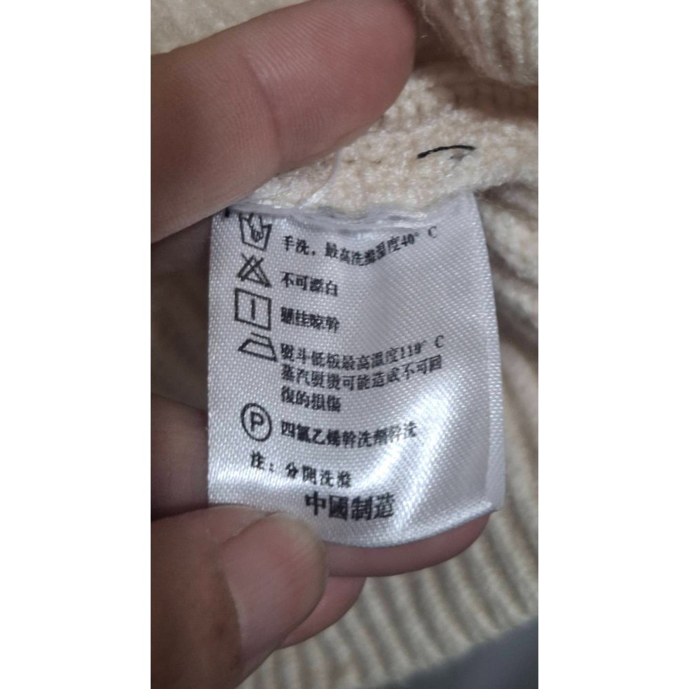 姜小舖M號31.  Fashion米白色針織性感低胸V領露香肩長袖連身洋裝 包臀 顯瘦 冬季保暖 秋冬 連衣裙 連身裙-細節圖3