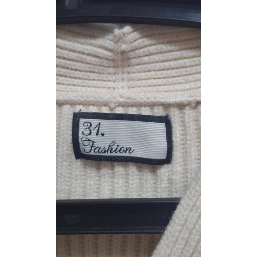 姜小舖M號31.  Fashion米白色針織性感低胸V領露香肩長袖連身洋裝 包臀 顯瘦 冬季保暖 秋冬 連衣裙 連身裙-細節圖4
