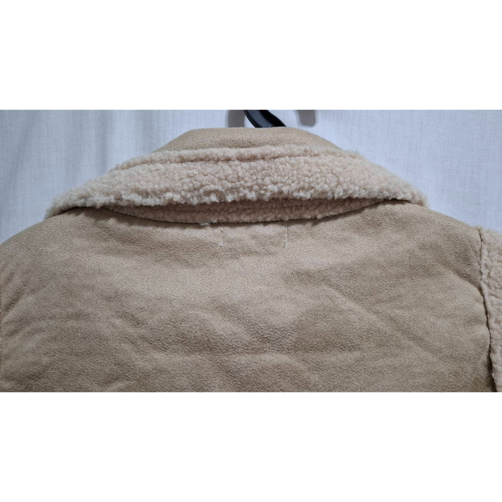 姜小舖XL號Yuauyuan麂皮毛絨絨翻領下擺袖口無袖背心 雙暗釦 雙邊小口袋 冬季保暖 秋冬 大尺碼 背心 內裡刷毛-細節圖2