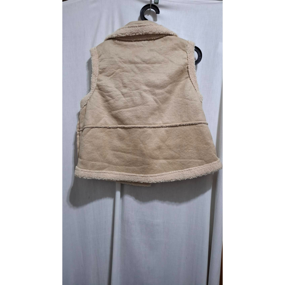 姜小舖XL號Yuauyuan麂皮毛絨絨翻領下擺袖口無袖背心 雙暗釦 雙邊小口袋 冬季保暖 秋冬 大尺碼 背心 內裡刷毛-細節圖9