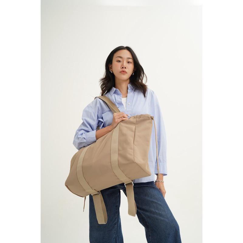 【預購】OoKiNi  泰國本土品牌代購  KODANGS BACK&TOTE 兩用後背包 托特包 行李袋 旅行袋 束口-細節圖4