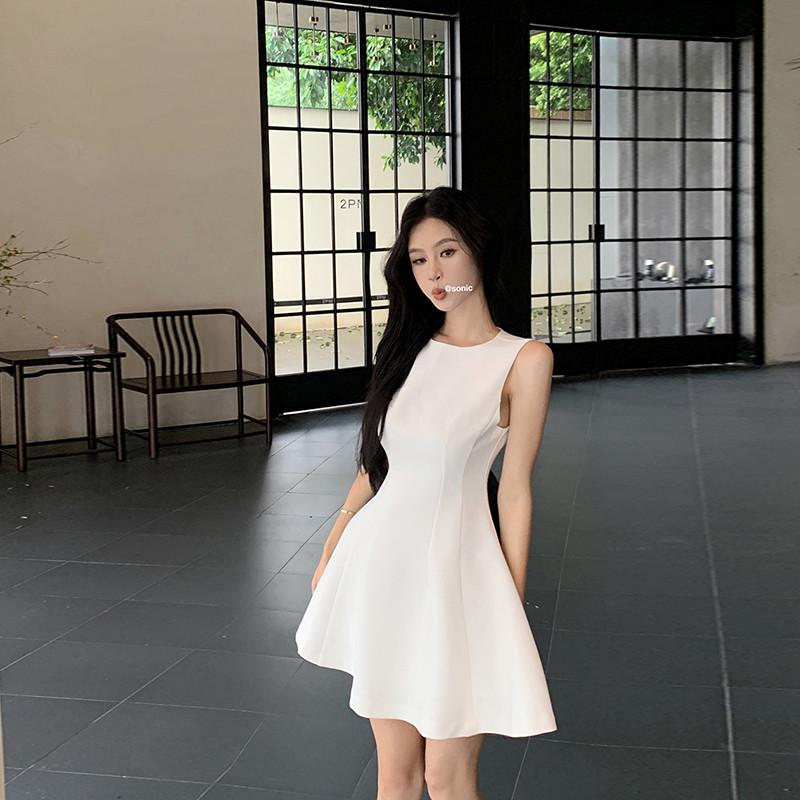綠色洋裝女夏季法式氣質小個子高級感裙子無袖背心收腰顯瘦短裙-細節圖2
