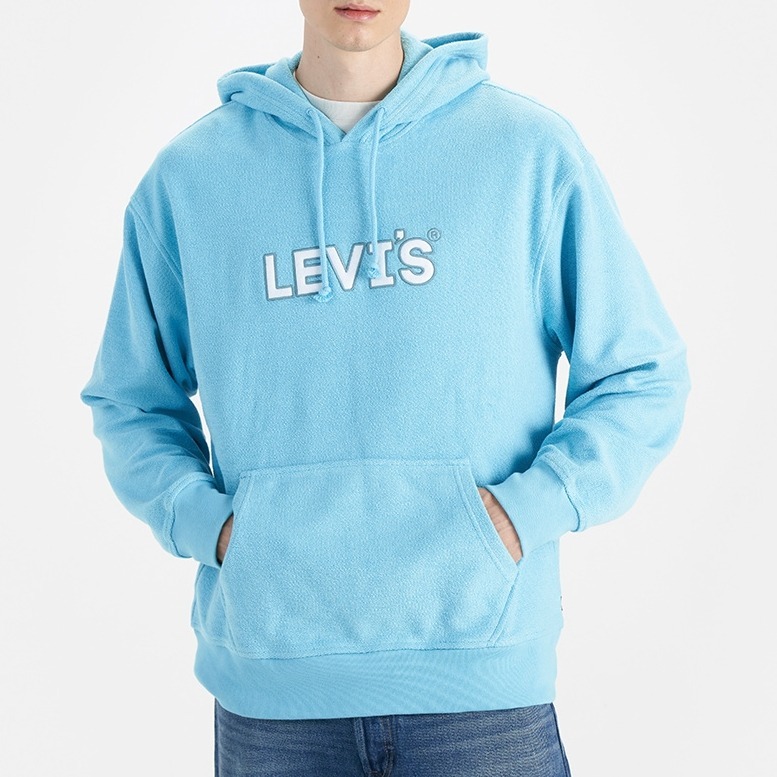 Levis 男款 口袋帽T 精工刺繡徽章海報體Logo 海洋藍 38479-0249🔥-細節圖7