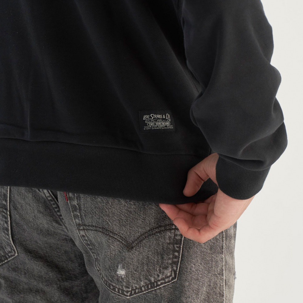 Levis 男款 口袋帽T 經典Logo 黑 0018O-0002-細節圖3