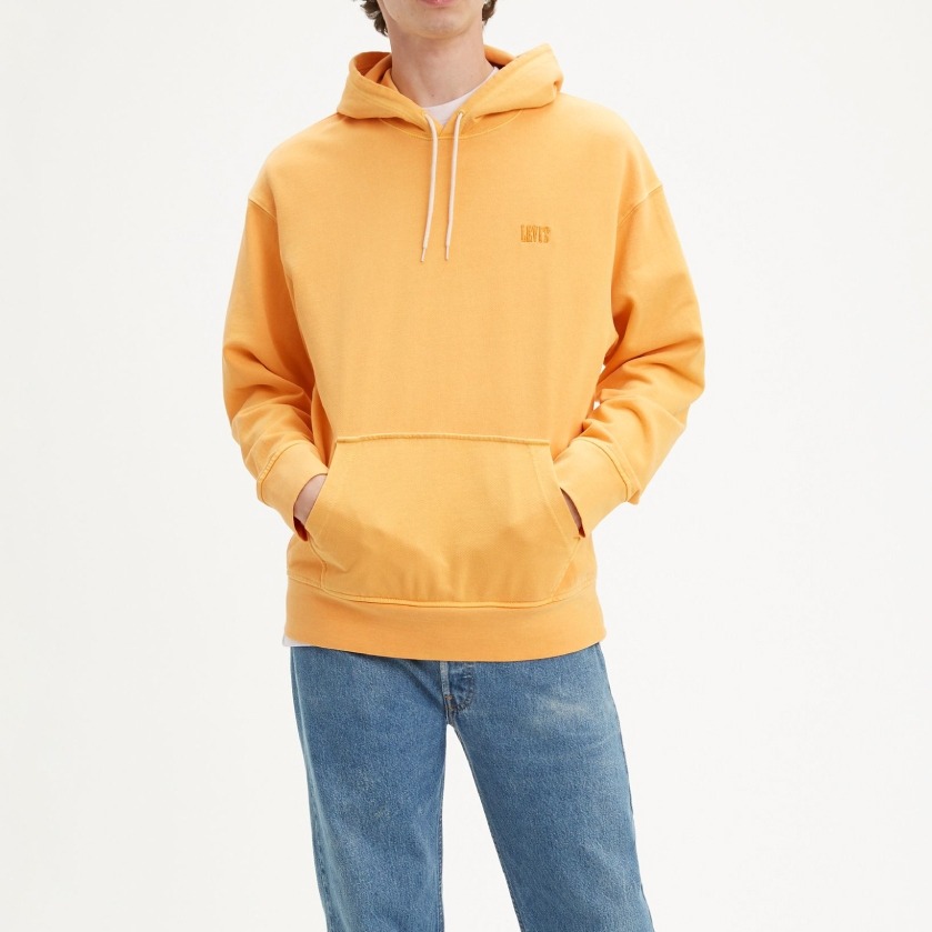 Levis 男款 口袋帽T 全一色刺繡Serif Logo 洗舊芥末黃 85534-0002🔥-細節圖8