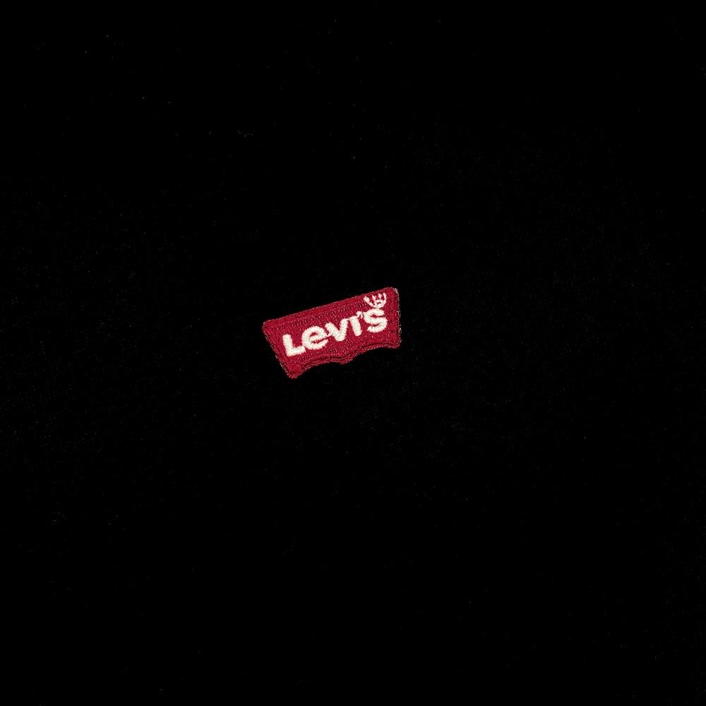 Levis 男款 短袖T恤 迷你刺繡Logo徽章 黑 A7850-0001-細節圖2